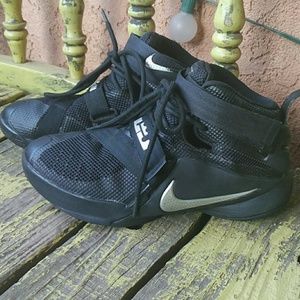 LeBron James sz 4 shoes